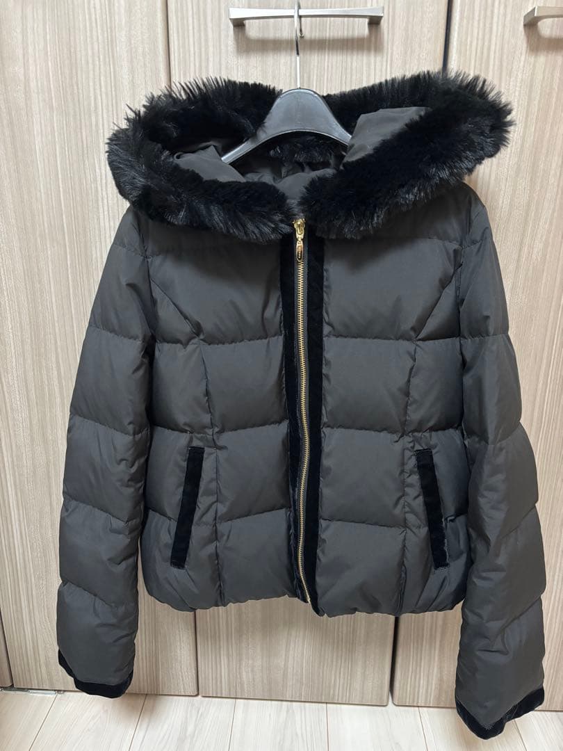 【超美品】★今年発売★数回着用のみ！TOCCAファー付きダウン/黒