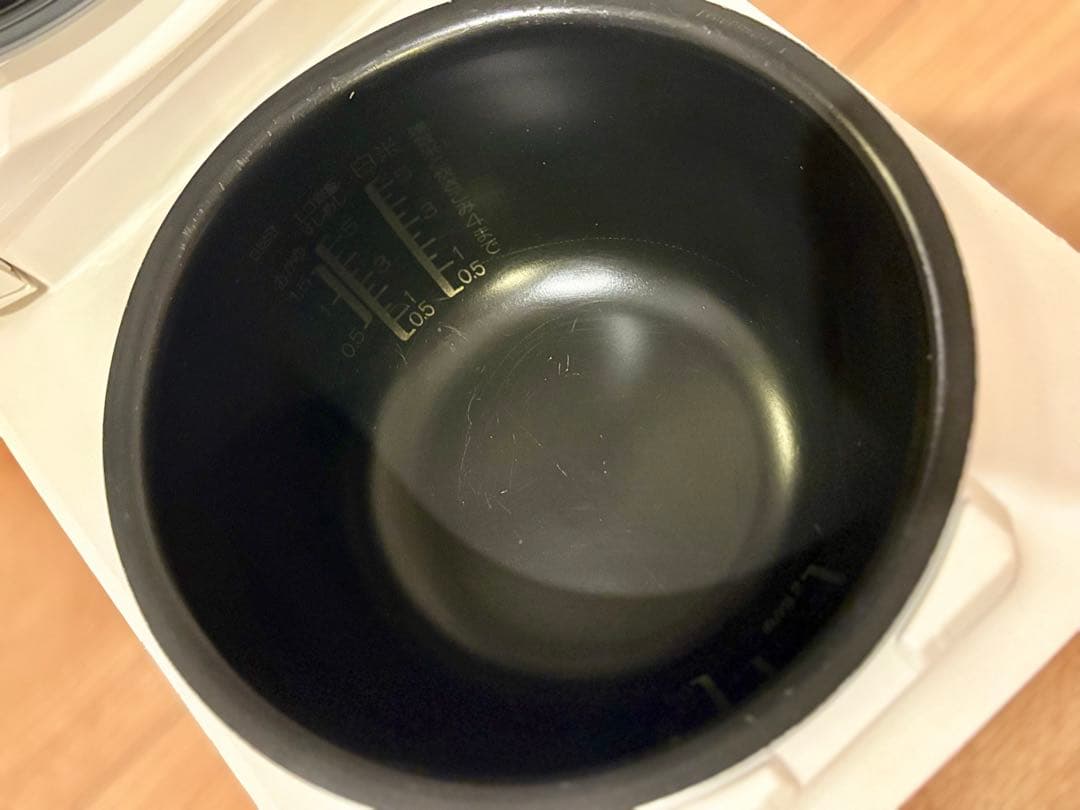 象印　5.5合炊飯器　NW-SA10　2020年製