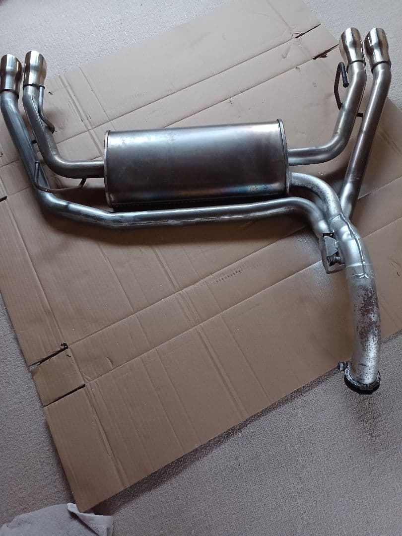 アバルト595 レコードモンツァマフラー