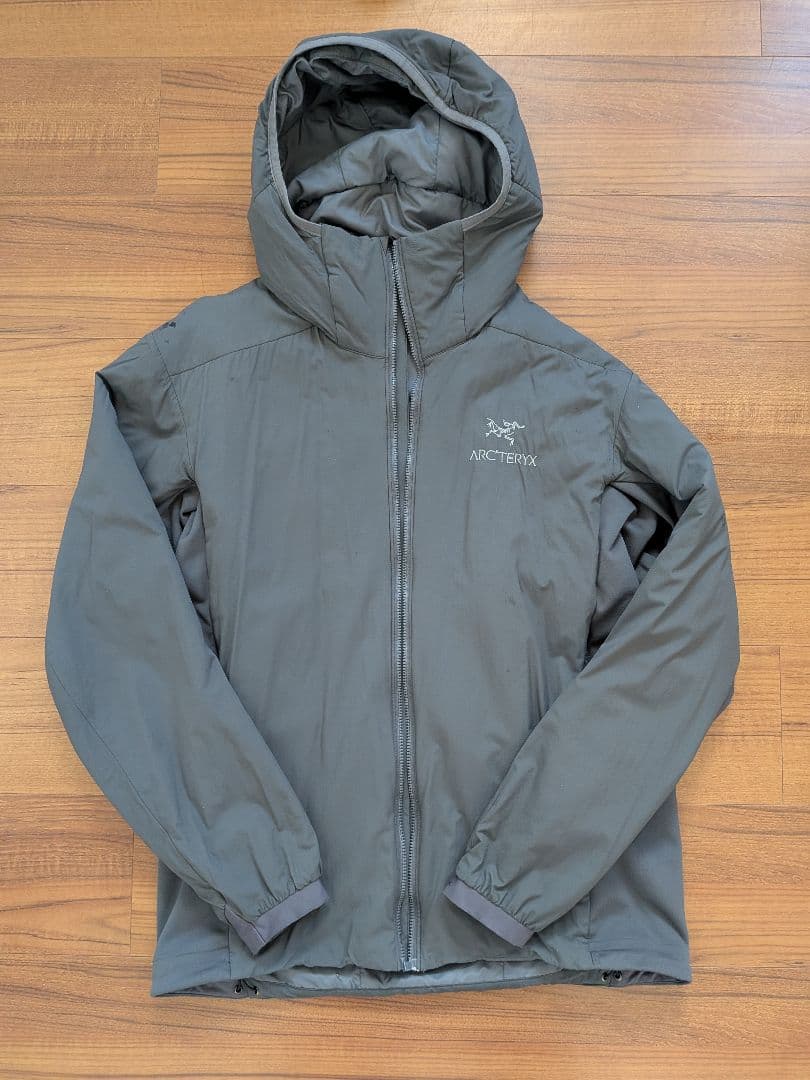 ARC'TERYX ATOM lt hoody　一部ダメージ有り
