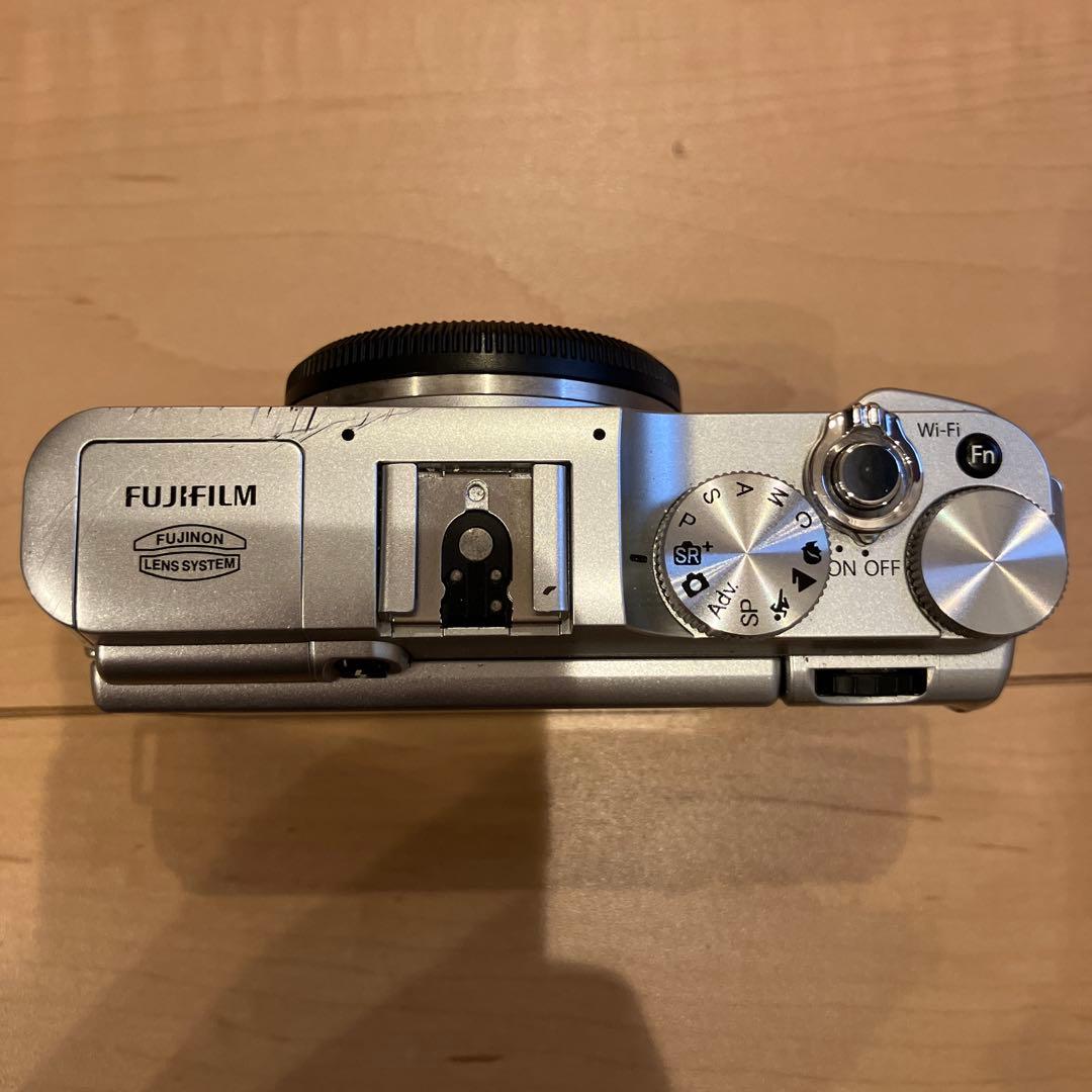 FUJIFILM X-A1 ブラウン