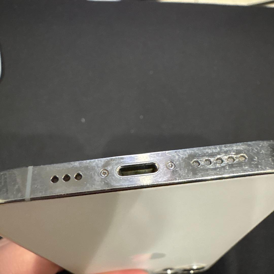 Apple iPhone 12 Pro シルバー SIMフリー