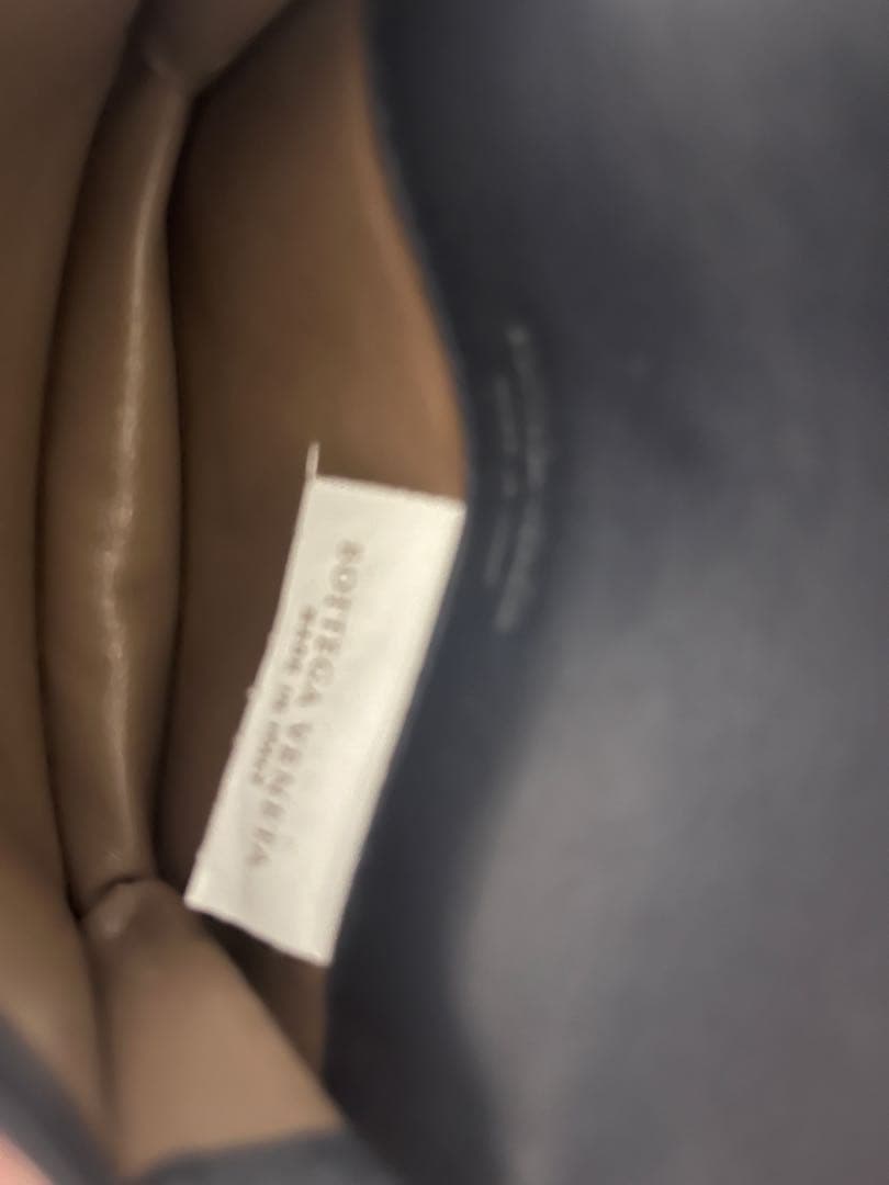 BOTTEGA VENETA レザー名刺入れ