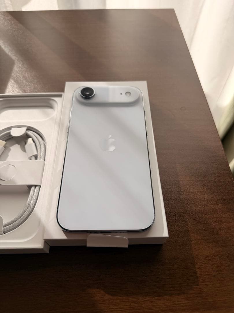 iPhone air 256GB スカイブルー