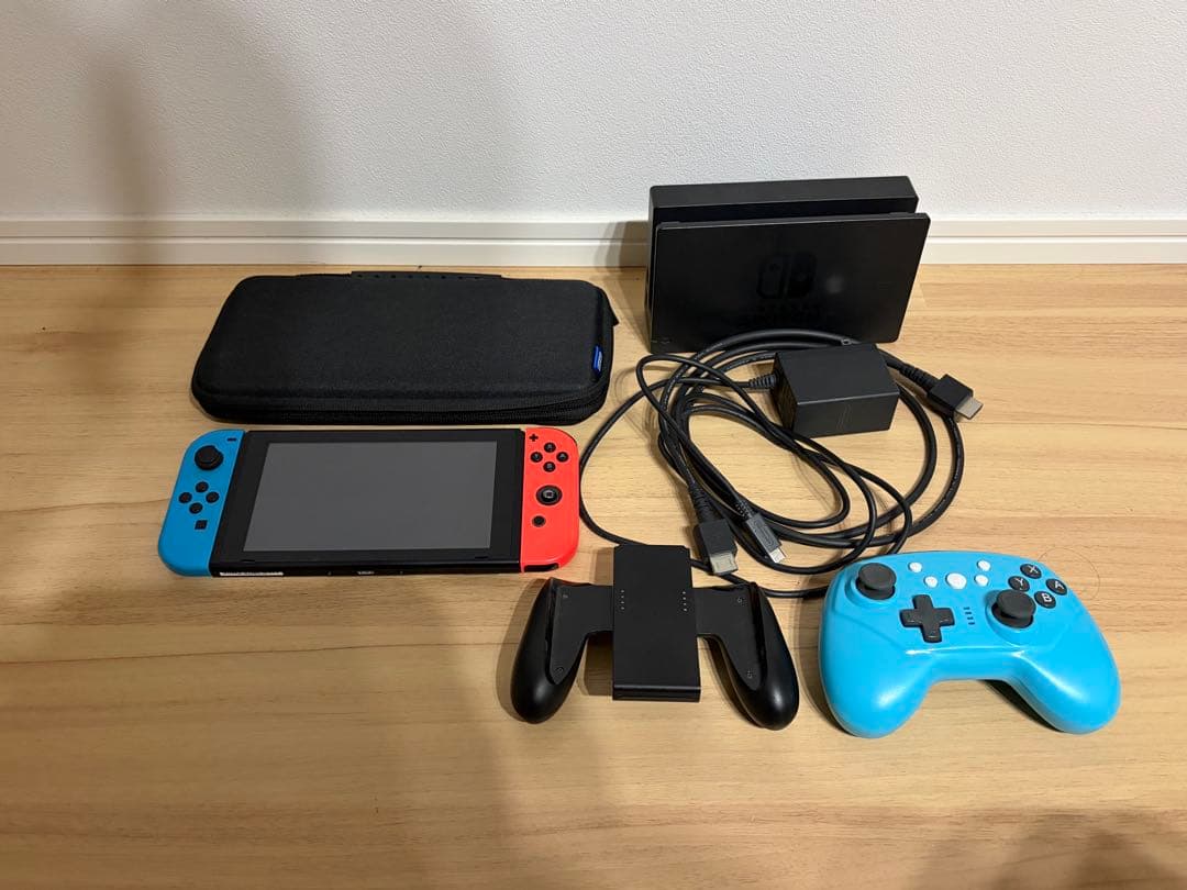 【動作確認済み】Nintendo Switch 本体 + 付属品 セット売り