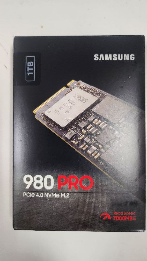 未使用　サムスン SSD 1TB Samsung 980 PRO　7000MB