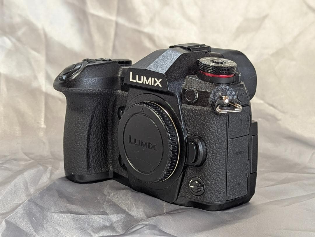 良品 パナソニック LUMIX DC-G9 PRO ボディ シャッター2644回