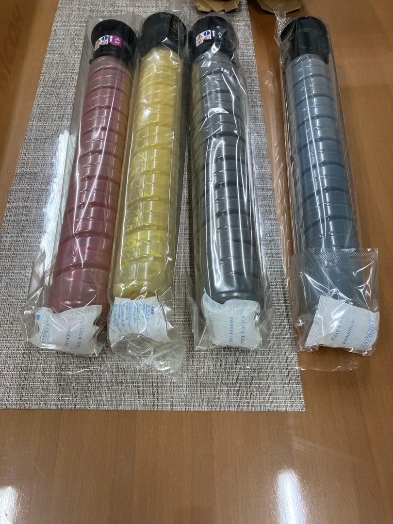 リコー純正コピー機C2503 トナー 4本セット　未使用品