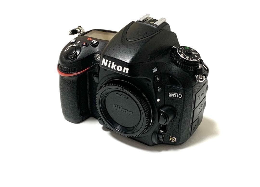 ☆撮影数8600回以下☆NikonD610美品ボディ充電器セット　FXフルサイズ