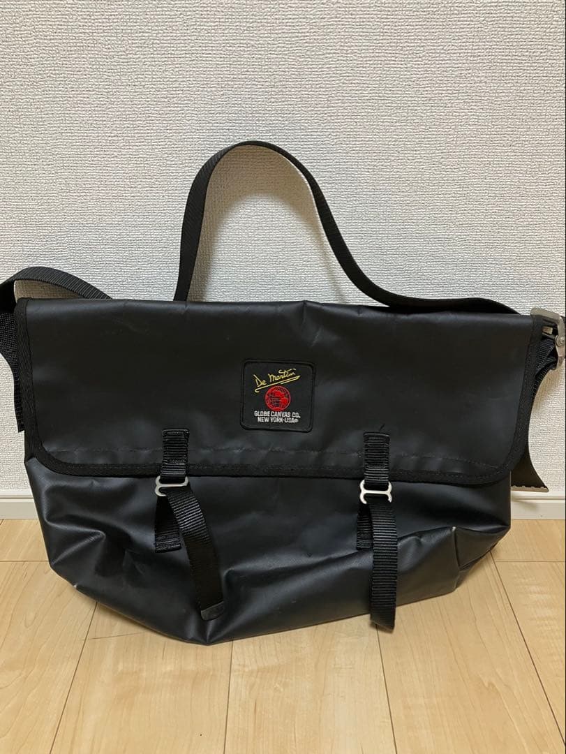 【アメリカ製】　ディマティーニ　メッセンジャーバッグ　ブラック
