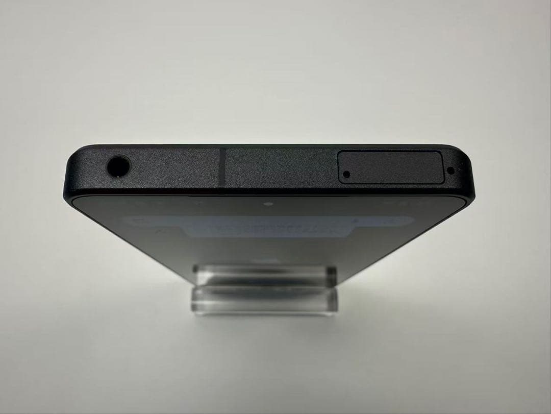 スマートフォン本体 Aquos R8 pro docomo 256gb