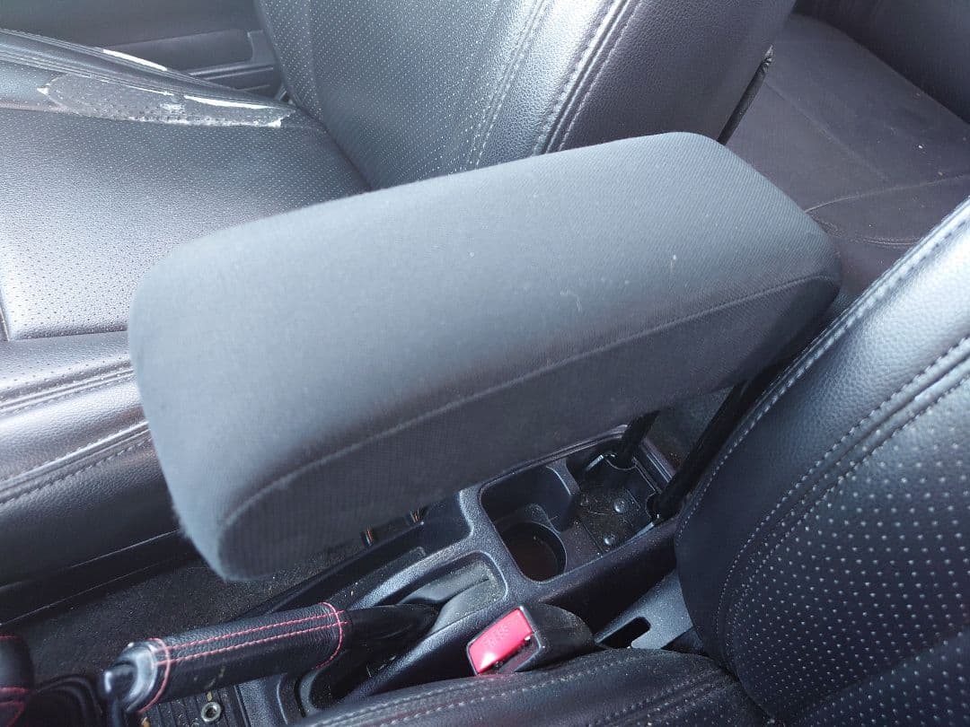 三菱 パジェロミニ アームレスト