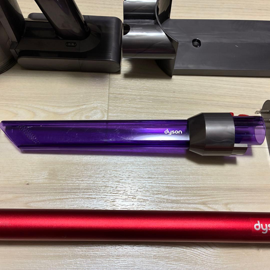 ※CQQQQ（本体のみ）Dyson V8 Slim Fluffy+