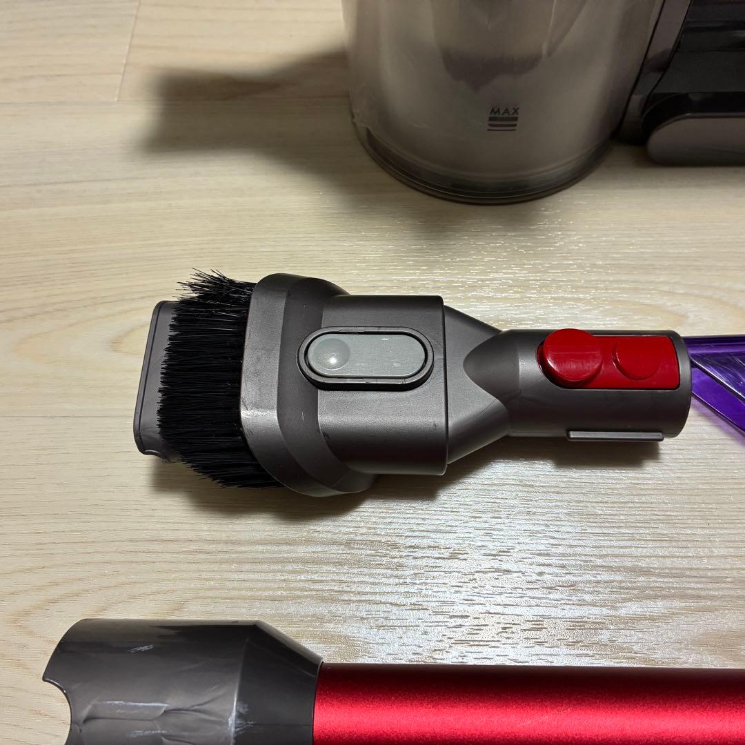 ※CQQQQ（本体のみ）Dyson V8 Slim Fluffy+