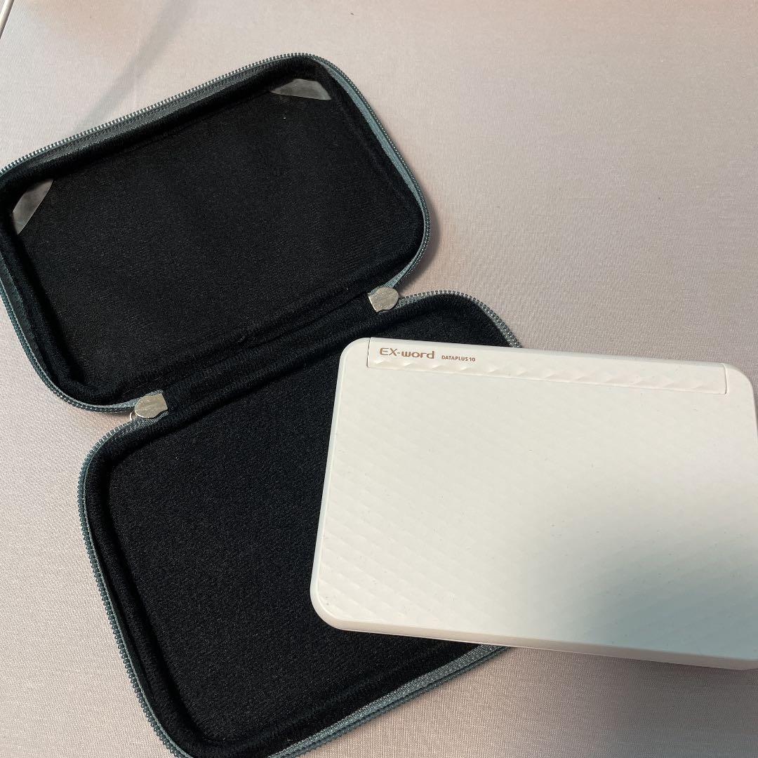 電子辞書です   1度も使用していません