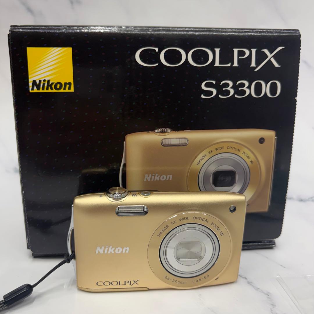 付属品有り　NICON COOIPIX S3300 カメラ　デジタルカメラ
