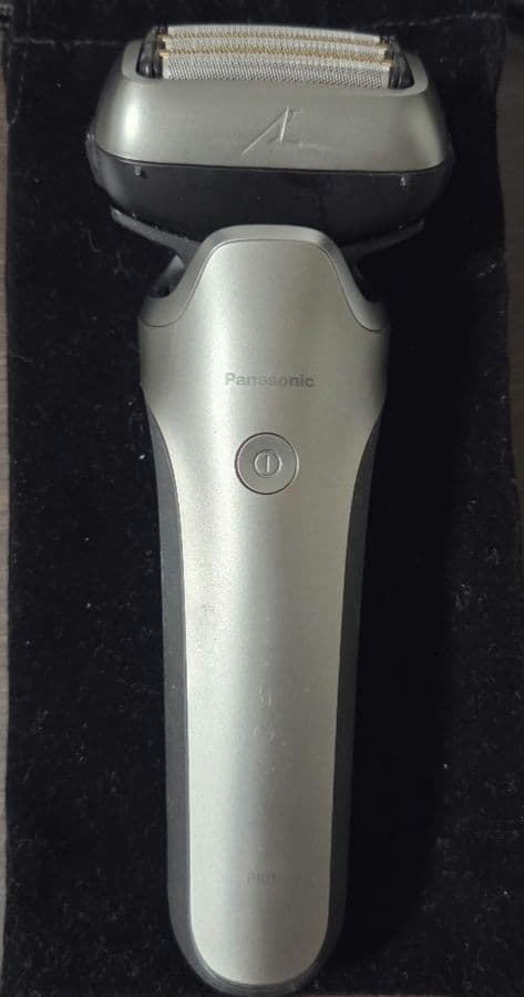 Panasonic ラムダッシュPRO ５枚刃 ES-L570W