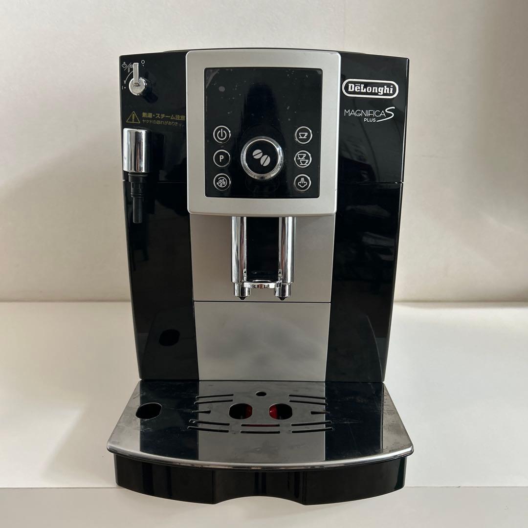 デロンギ　全自動エスプレッソマシン　 マグニフィカSプラス