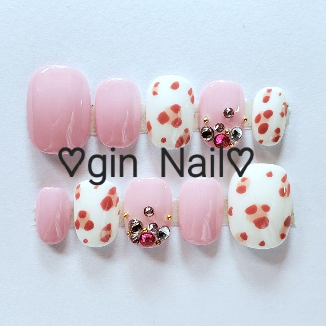 新作入荷中❤️プロフ必読❤️　ネイルチップ　オーダー