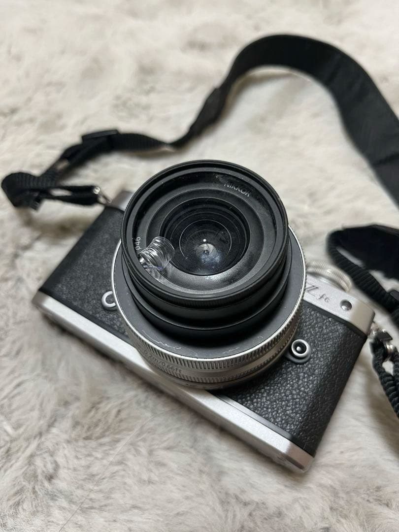 Nikon Zfc ミラーレス一眼カメラ