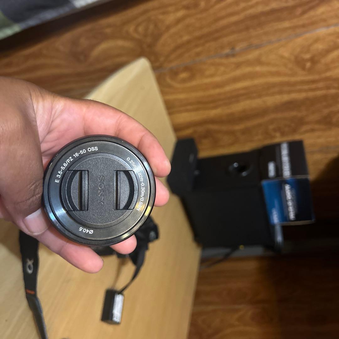 Sony ILCE-6000 デジタルカメラ ズームレンズ2本付き