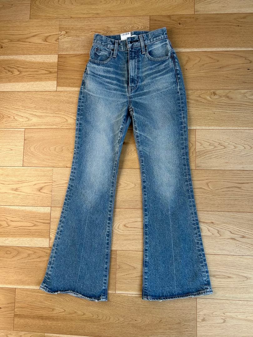 moussy フレア デニム MVS 23サイズ