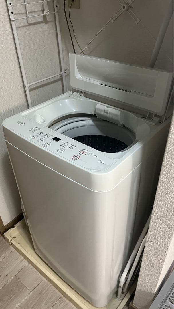 ヤマダ電機　RORO 洗濯機　5.5キロ　YWM-T55LW