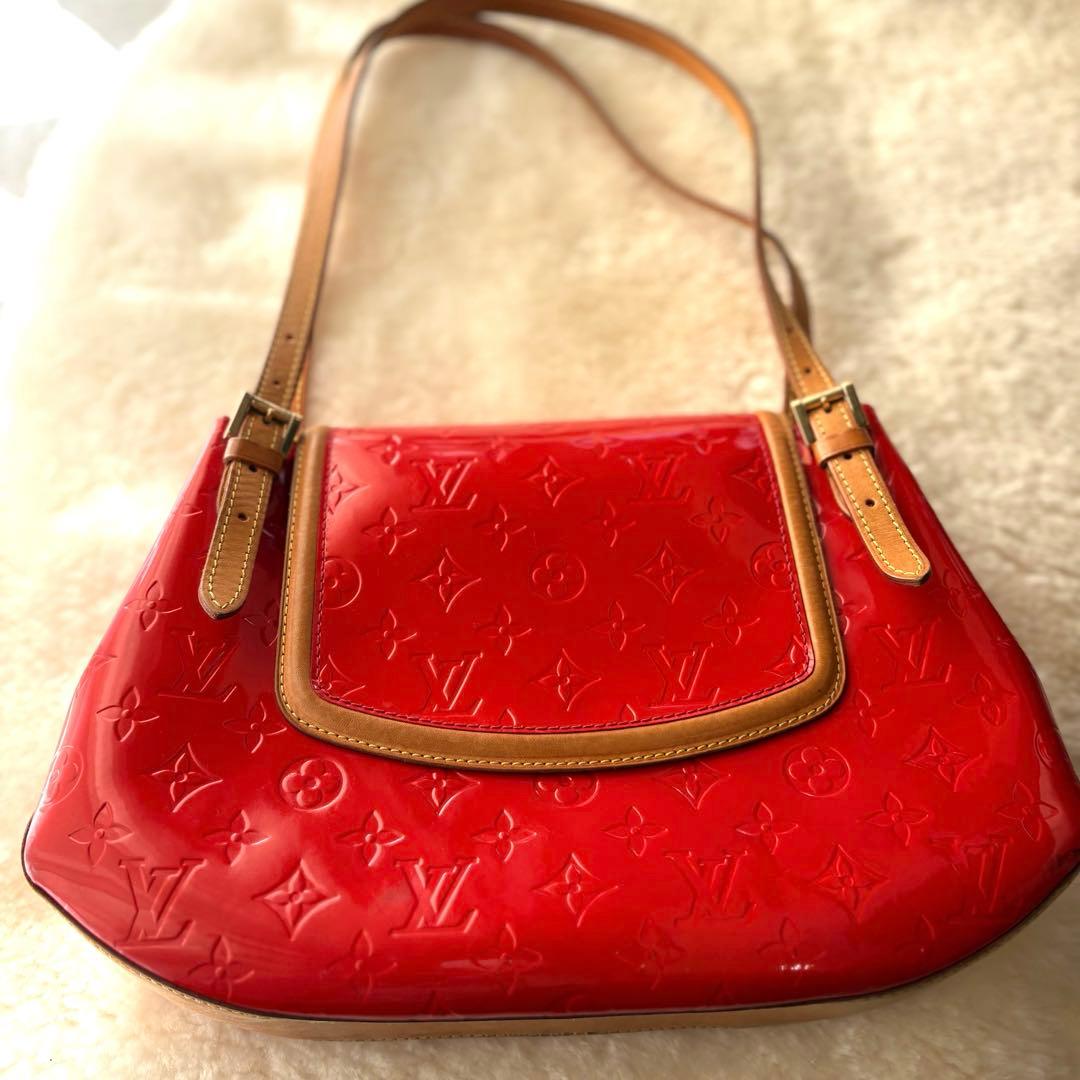 ルイ・ヴィトン(Louis Vuitton) ショルダーバッグ