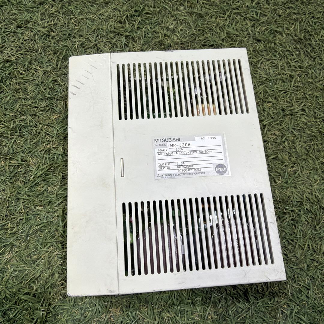 Mitsubishi d MR-J20B 200W 動作保証