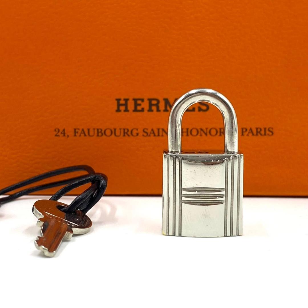 エルメス◎カデナ 南京錠 鍵 カギ シルバー キーホルダー バーキン ケリー