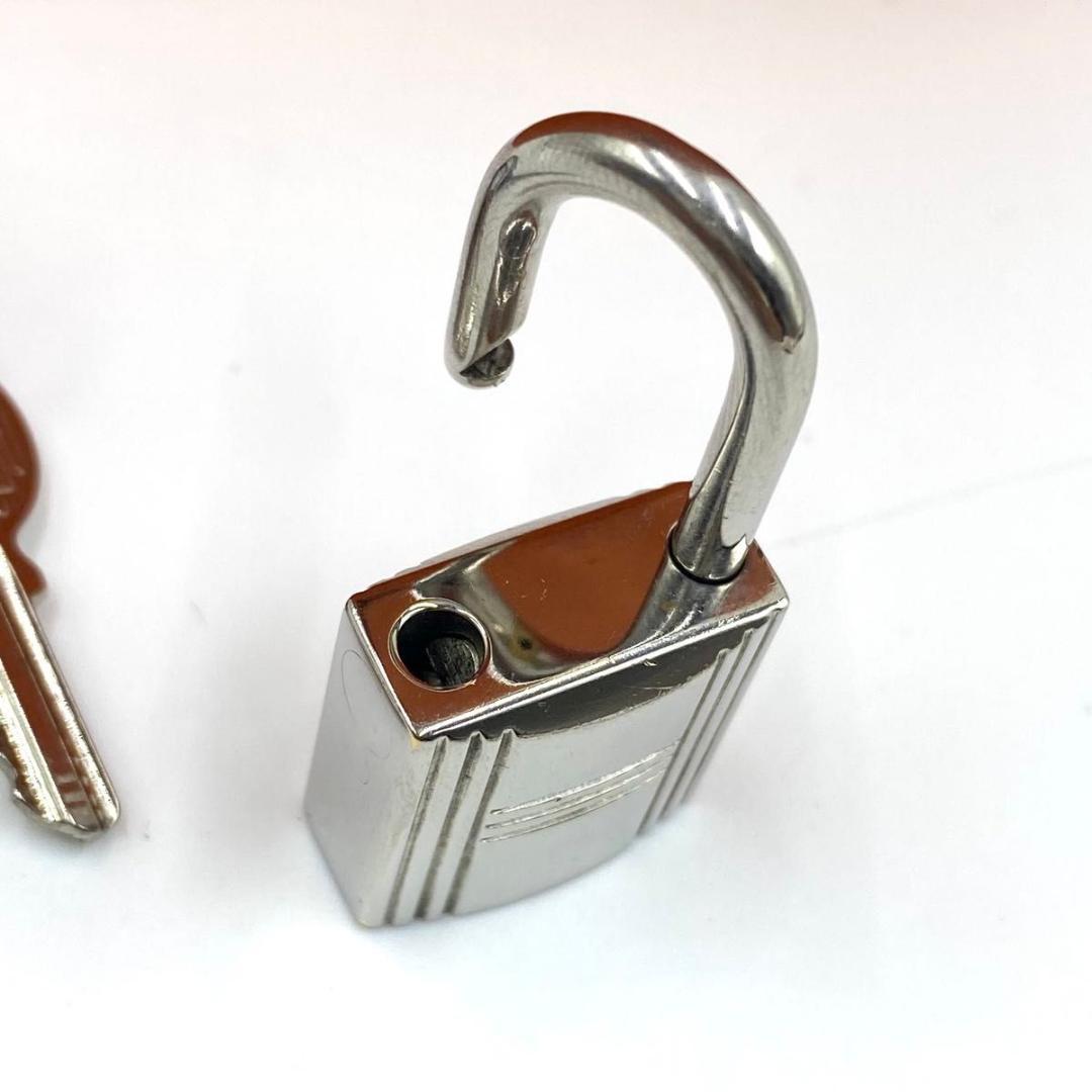 エルメス◎カデナ 南京錠 鍵 カギ シルバー キーホルダー バーキン ケリー