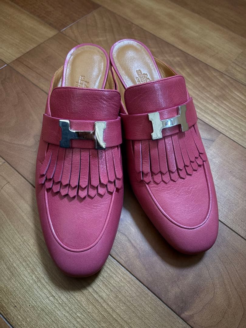 あゆくんさま専用HERMÈS ピンク フリンジ スリッポン 38.5
