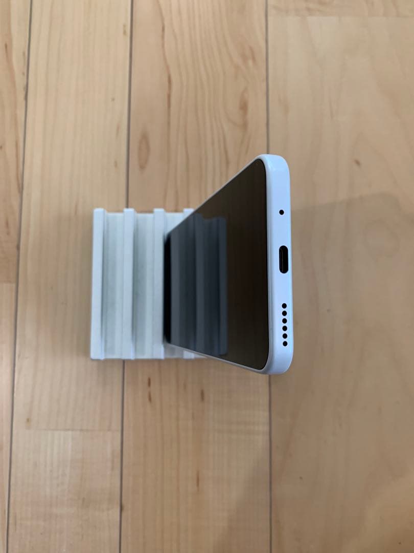 Libero 5G IV 128GB ホワイト　送料無料