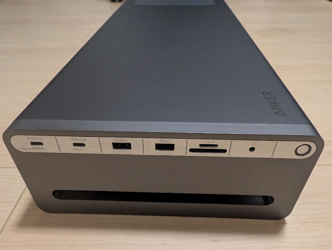 Anker 675 USB-C 12-in-1 ドッキングステーション