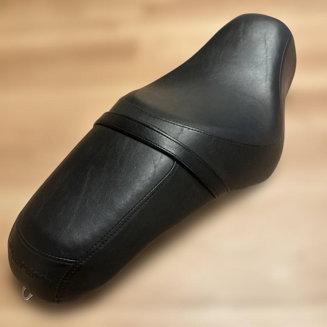 【スポーツスター】純正シート　04以降適合　ハーレーダビッドソン