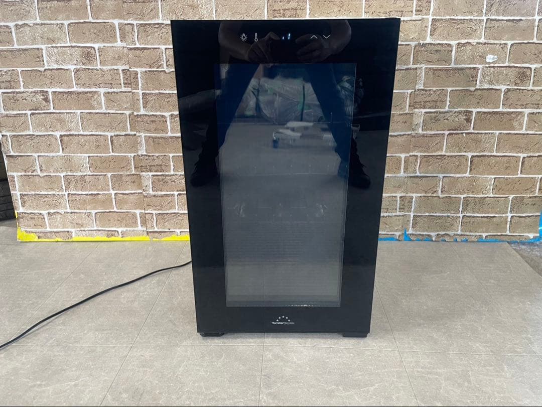 フォルスタージャパン　FJN-60G 18本収納　ワインセラー