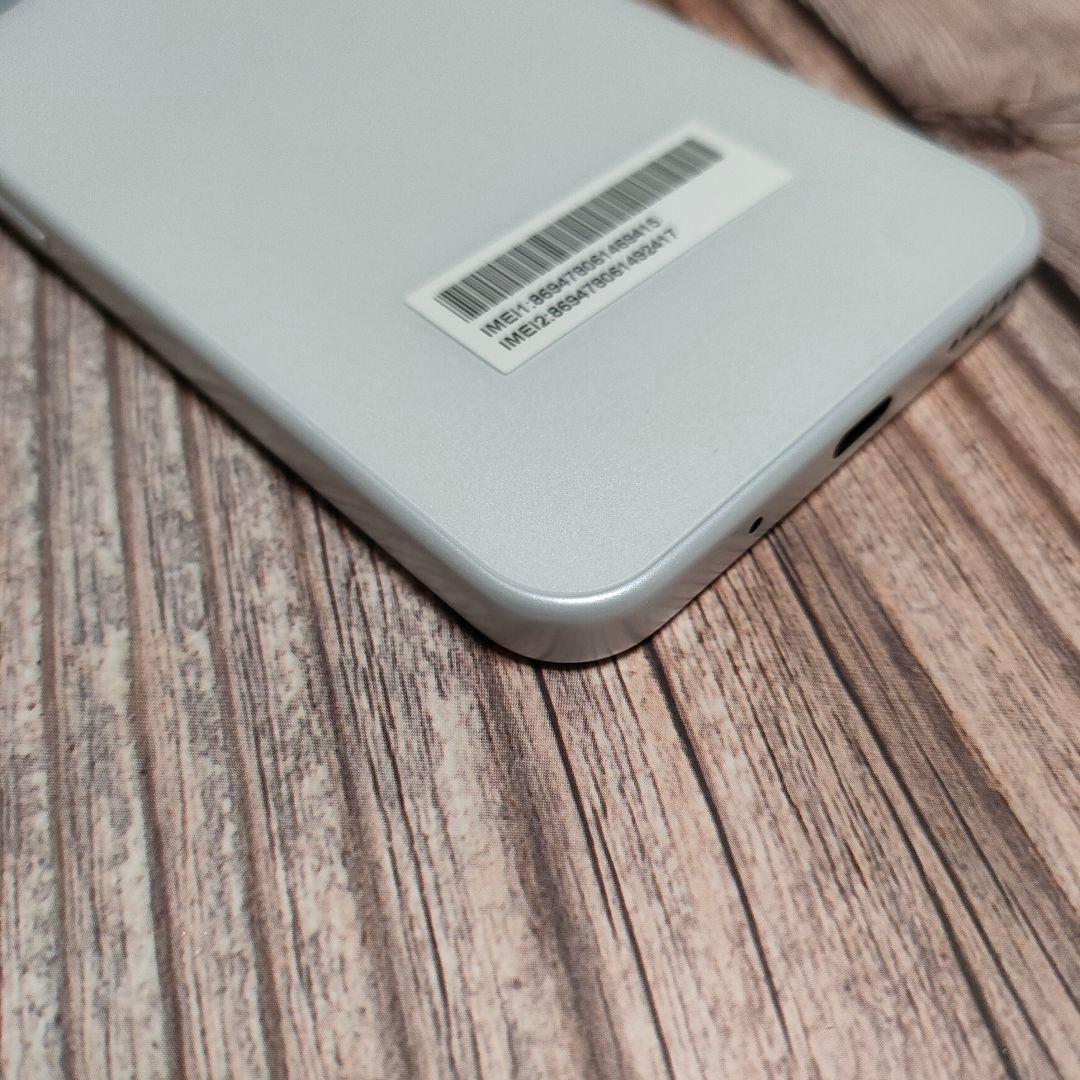 Libero 5G IV A302ZT SIMフリー 128GB 新品近い