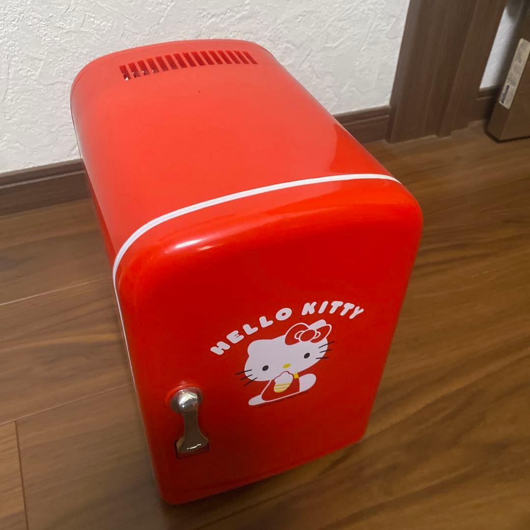 ハローキティ ミニ冷蔵庫 赤