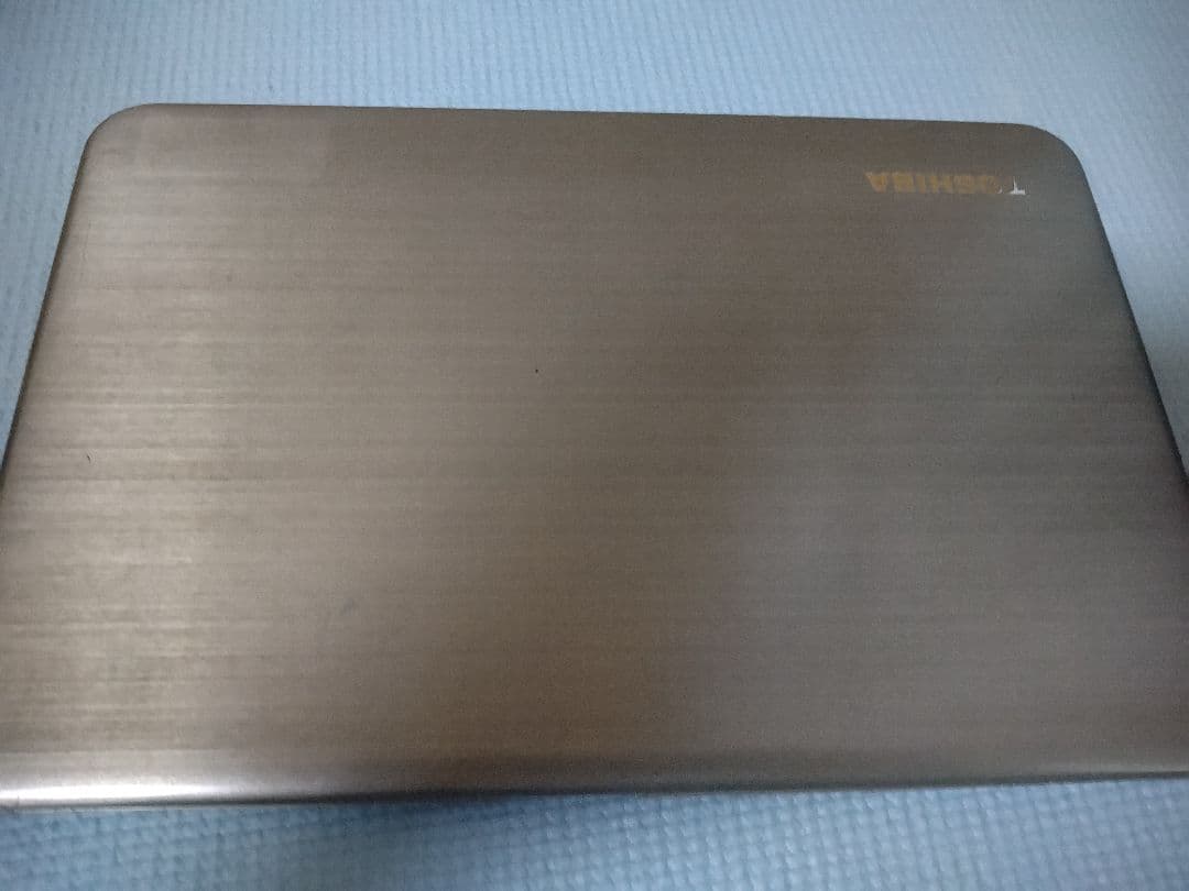 軽量薄型 東芝 KIRA V832 Core i5 8GB SSD256GB