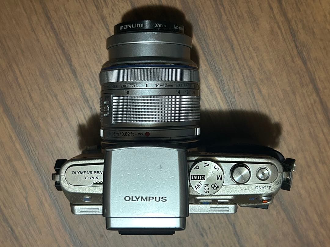 Olympus PEN E-PL6 ミラーレスカメラ