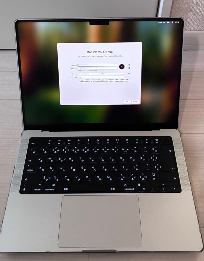美品 MacBookPro M4Pro 24GB 1TB シルバー