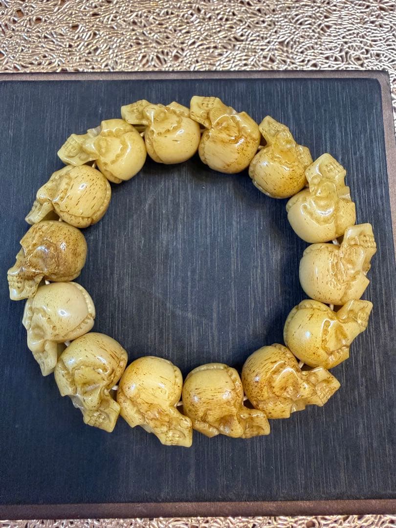 Z-765-2 天然　ラクダ骨　希少ドクロ　髑髏彫り　ブレスレット魔除け