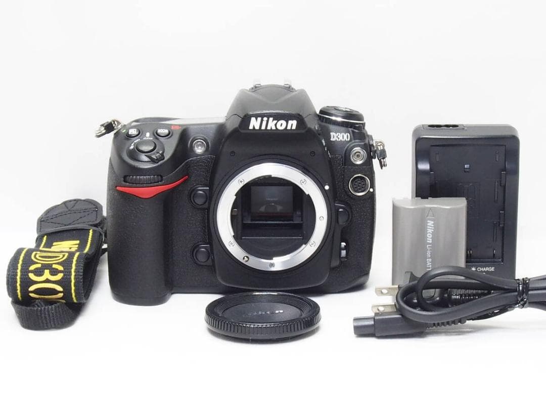 ■美品■ Nikon D300 ボディ《 S数13152回 動作光学良好 》