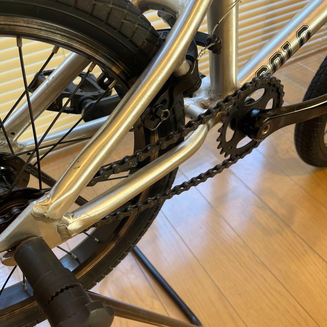 【E様】直接引渡し ダーカスワン BMX SOLO シルバー 16インチ