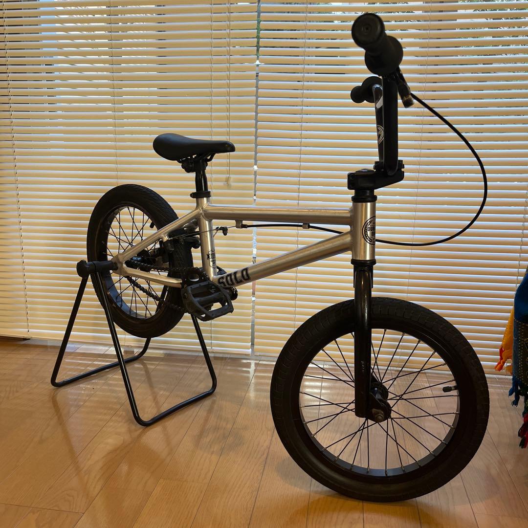 【E様】直接引渡し ダーカスワン BMX SOLO シルバー 16インチ
