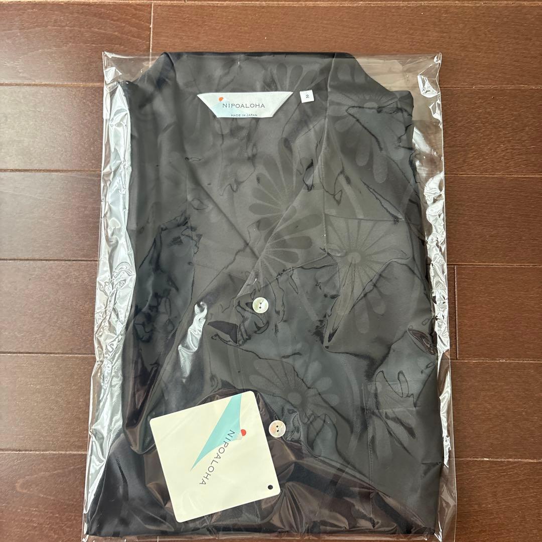 NI POALOHA 地紋立涌に菊 ロングスリーブシャツ サイズ2