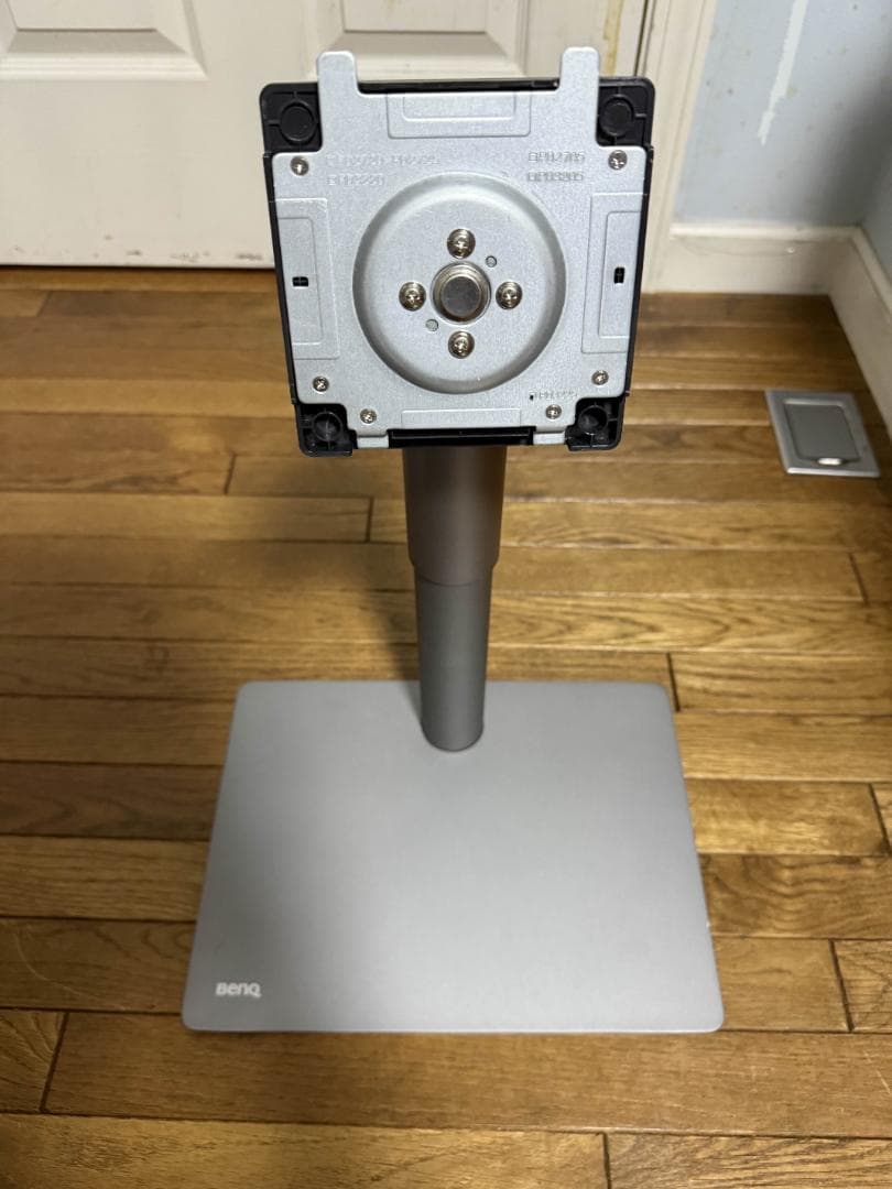 BenQ PD3225U　中古品