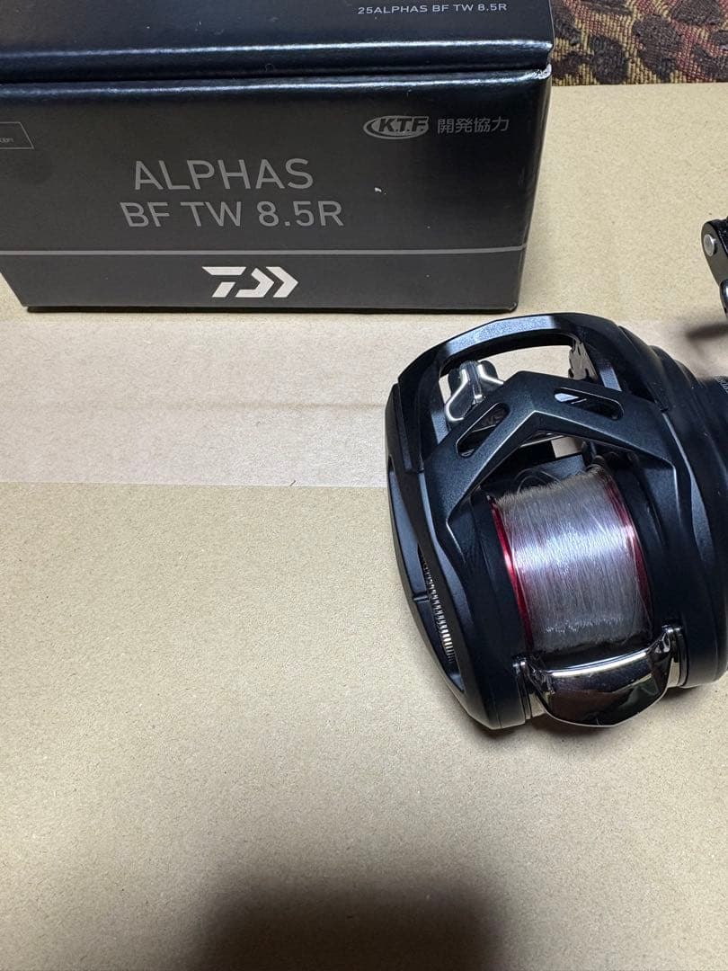 yasu ダイワ　アルファスBF TW 8.5R 新品同様