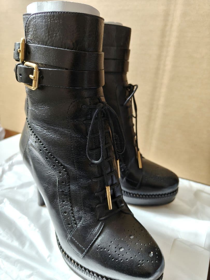 BURBERRY ハイヒール ミドルブーツ ウィングチップ 美品