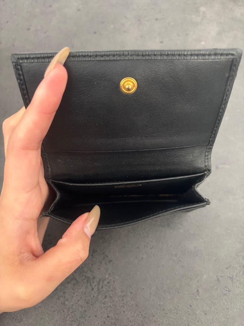 PRADA 名刺入れ ブラック エピレザー